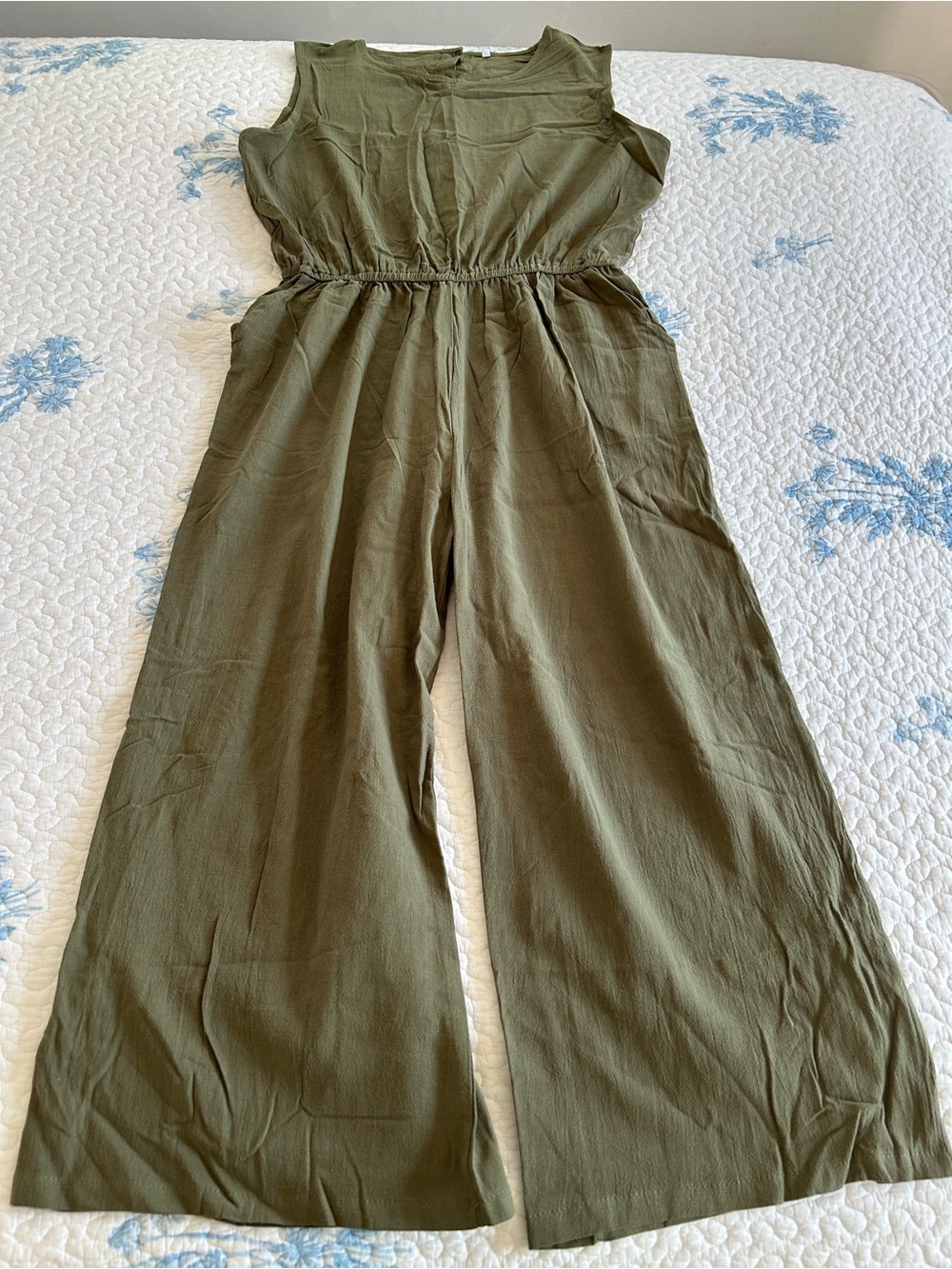 Amazon Olive Green Sleeveless Wide-Leg Jumpsuit